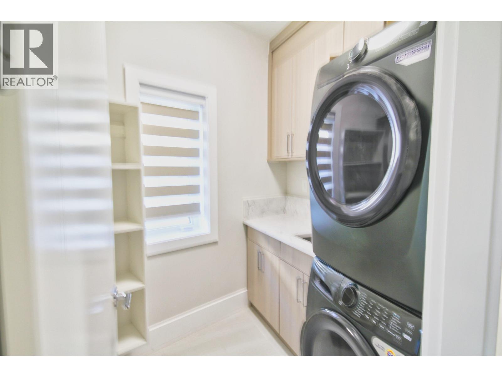 11891 Dunavon Place, Richmond, British Columbia  V7E 3M9 - Photo 13 - R3103181