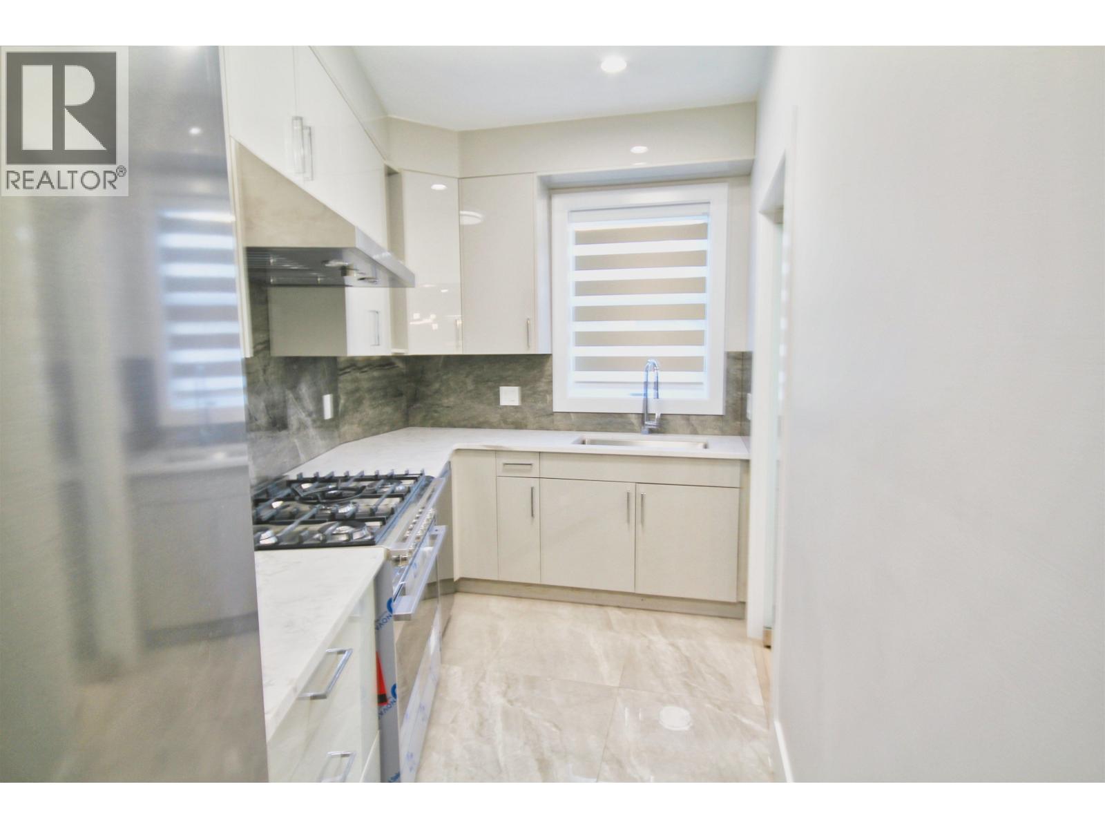 11891 Dunavon Place, Richmond, British Columbia  V7E 3M9 - Photo 6 - R3103181