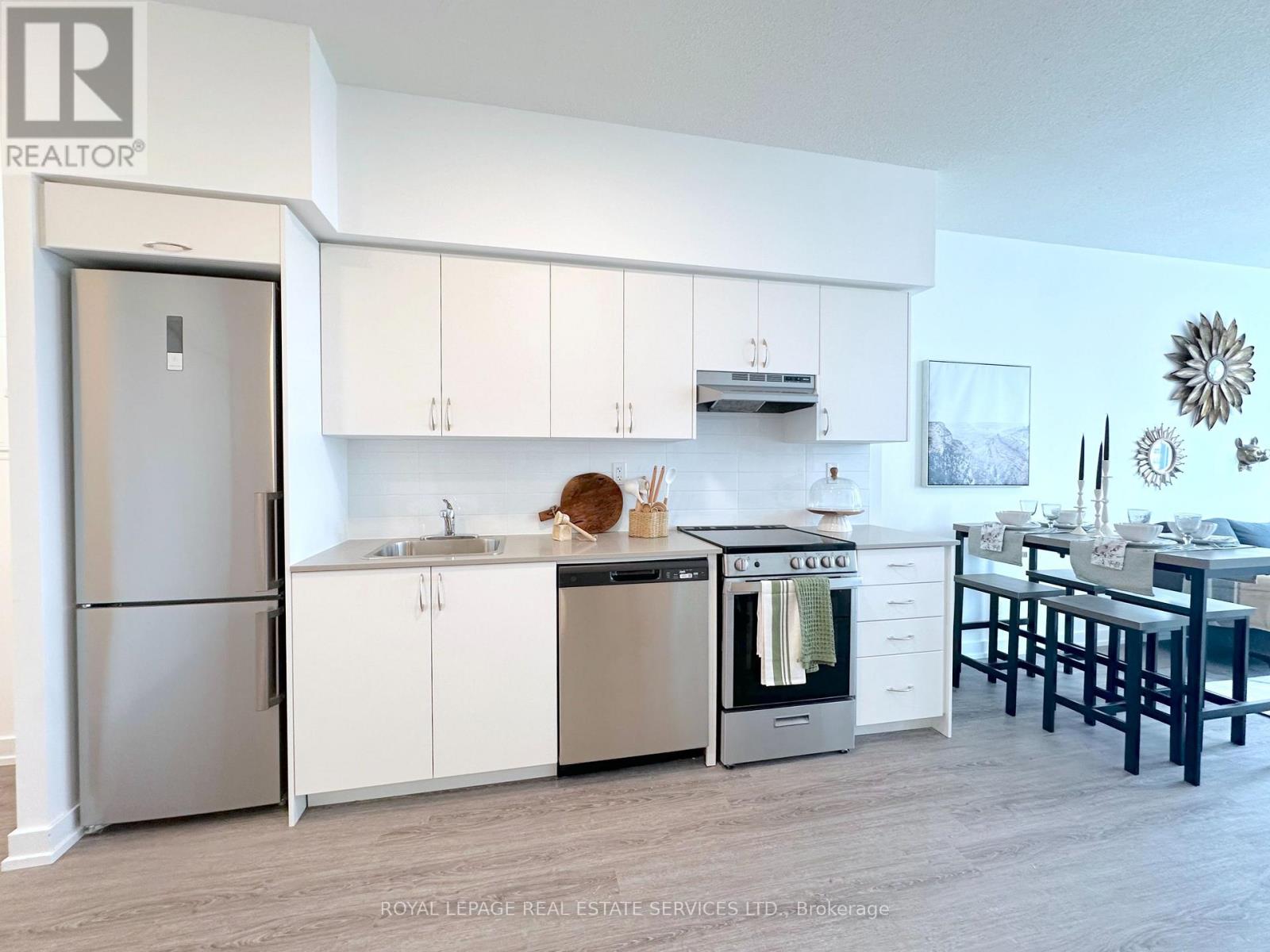 323 - 25 Kitney Drive, Ajax, Ontario  L1S 4S4 - Photo 3 - E12927550