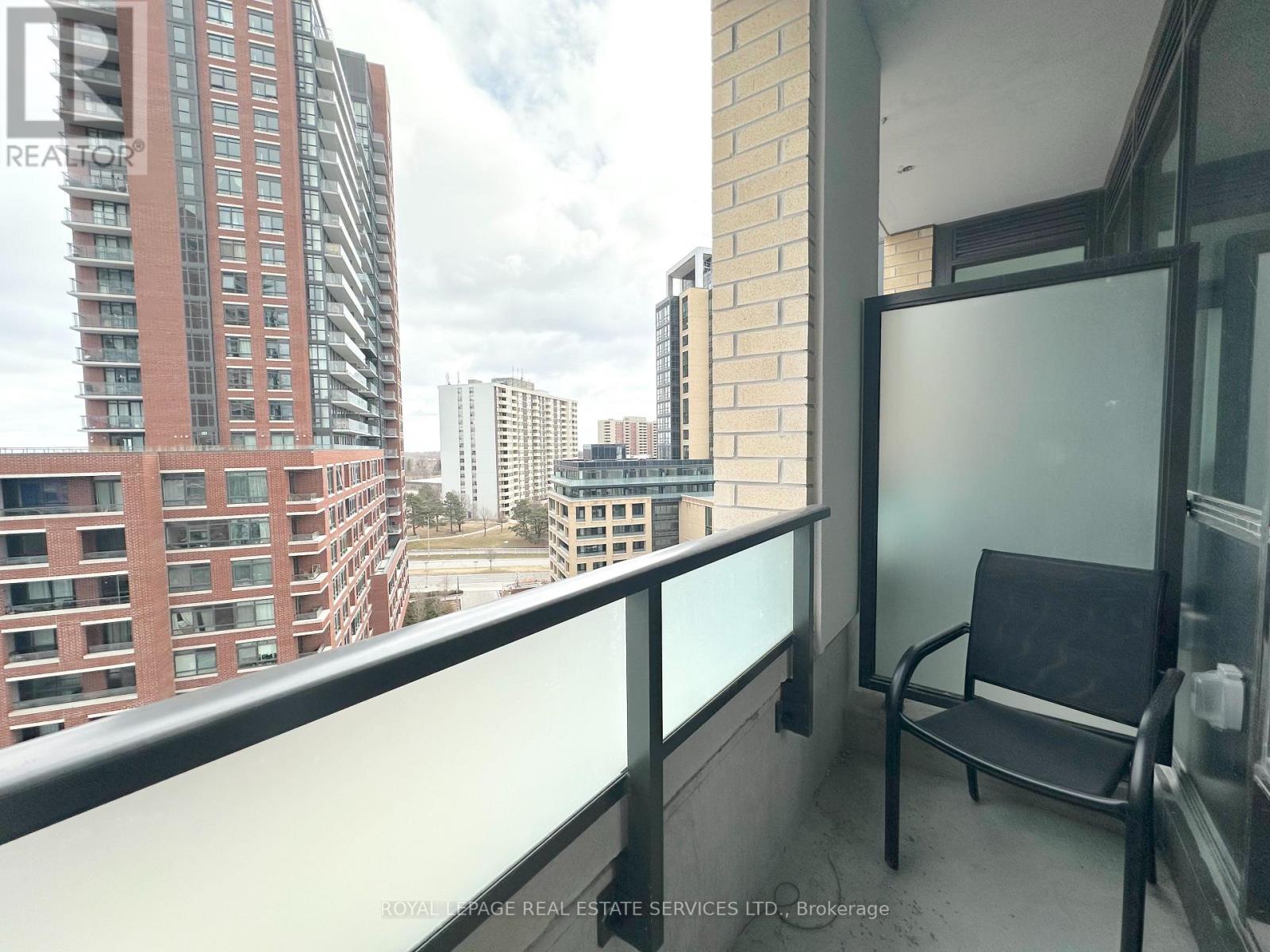 323 - 25 Kitney Drive, Ajax, Ontario  L1S 4S4 - Photo 9 - E12927550