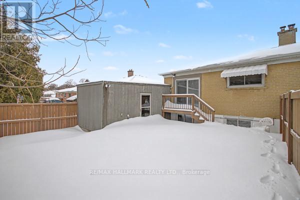 37 Avis Crescent, Toronto, Ontario  M4B 1B8 - Photo 27 - E12927600