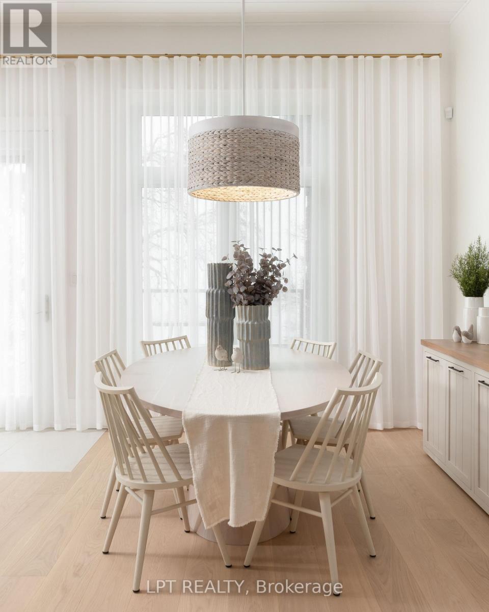 25 Pinery Lane, Georgina, Ontario  L0E 1L0 - Photo 11 - N12927472