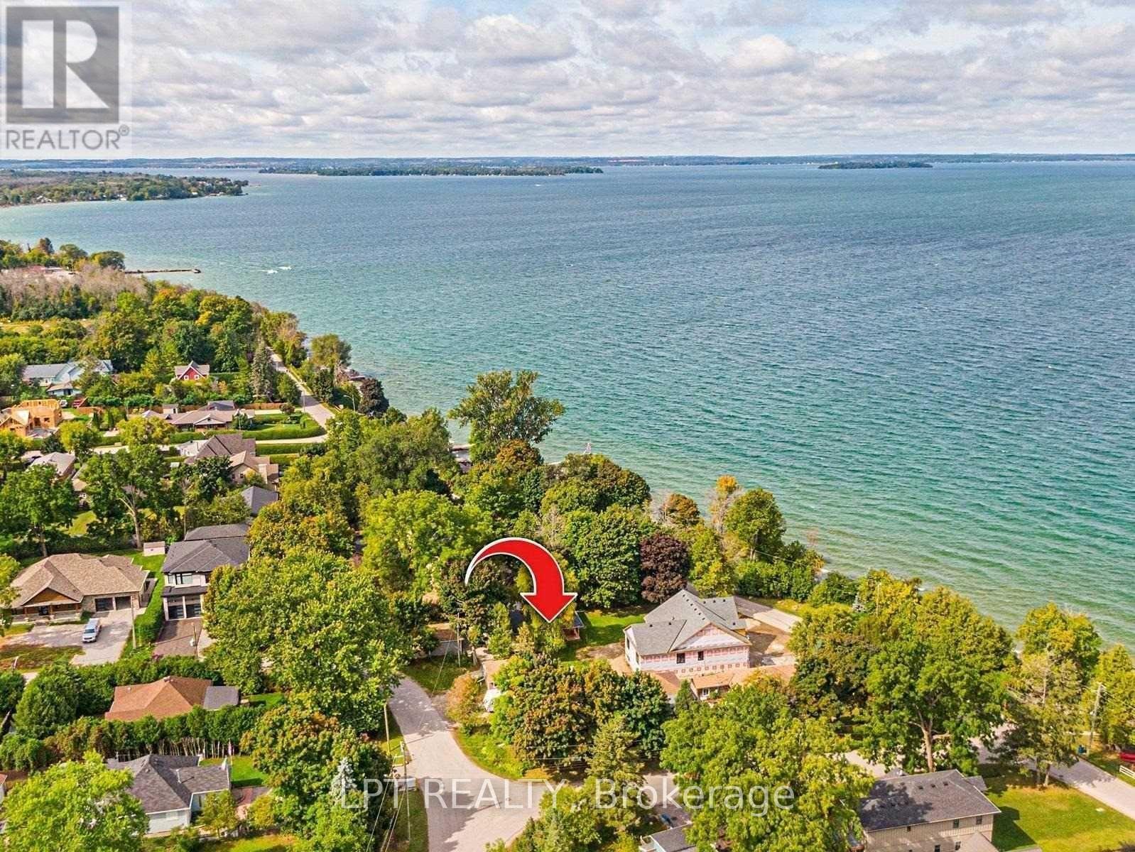 2 - 72 FARLEY CIRCLE, Georgina, Ontario