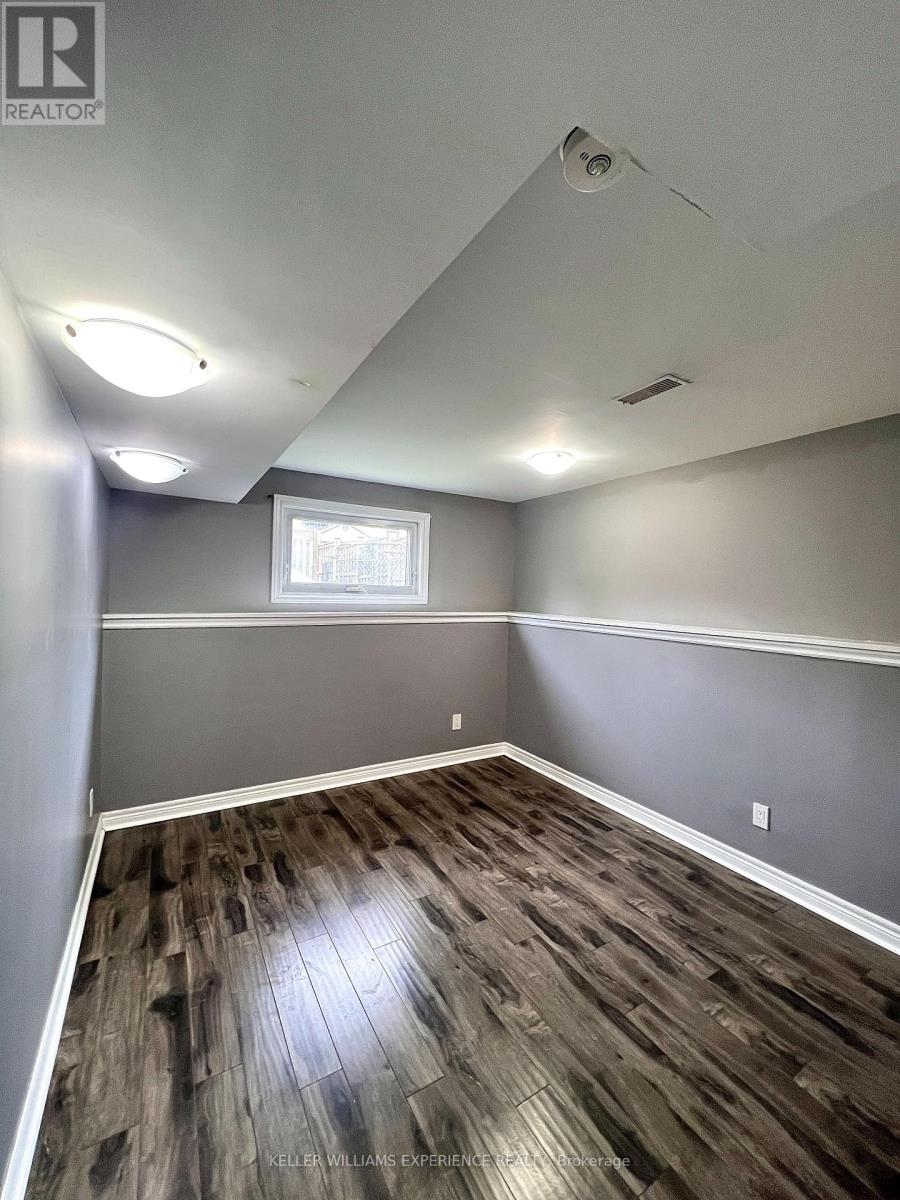 Lower - 16 Herrell Avenue, Barrie, Ontario  L4N 6T5 - Photo 7 - S12927546