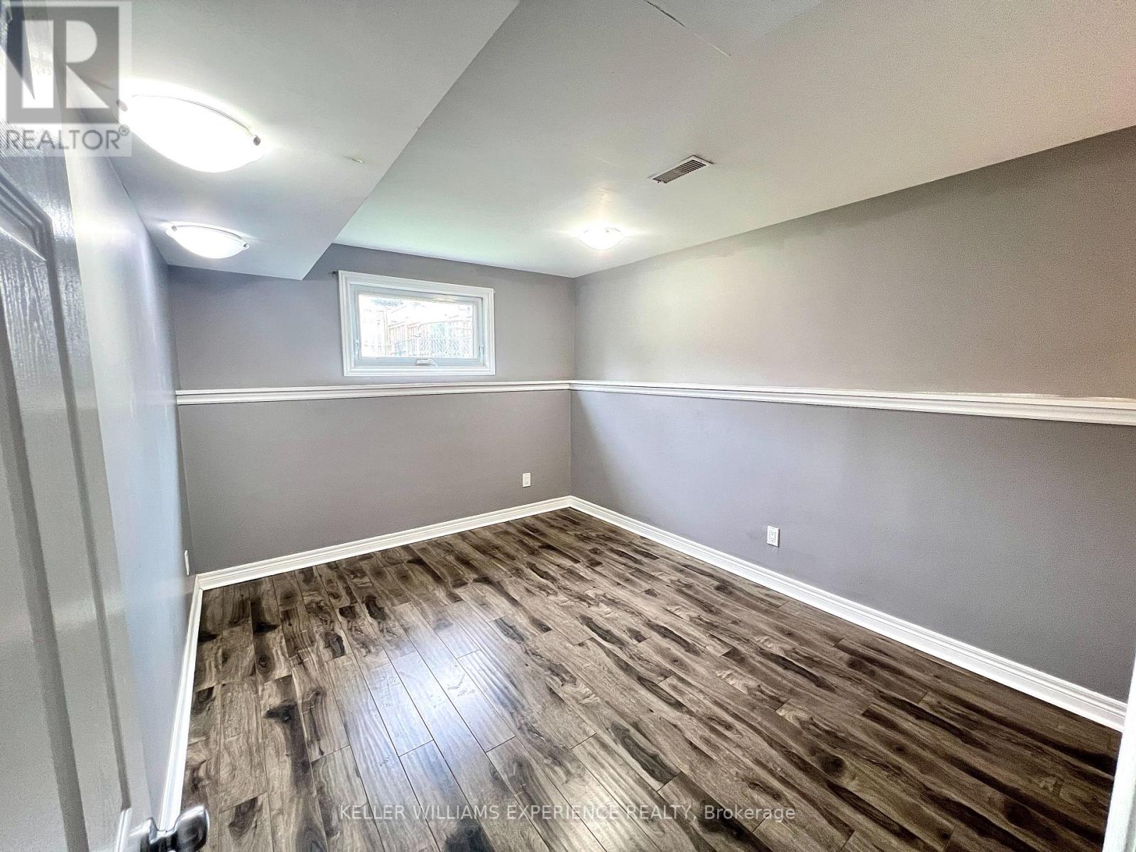 Lower - 16 Herrell Avenue, Barrie, Ontario  L4N 6T5 - Photo 8 - S12927546