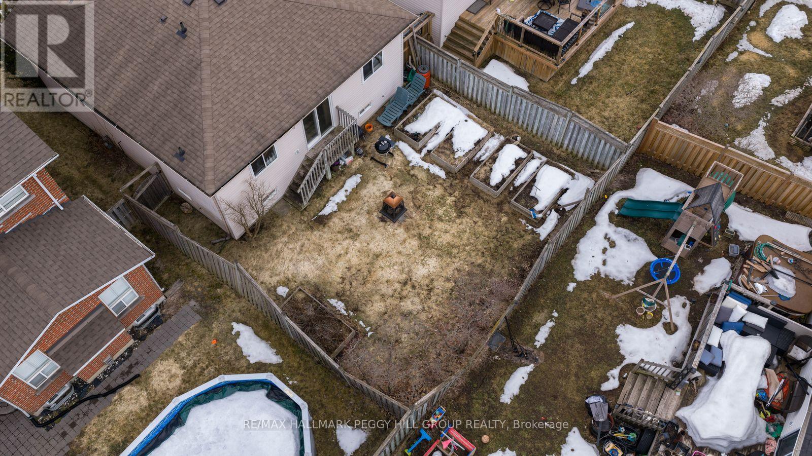 47 Chalmers Drive, Barrie, Ontario  L4N 8A4 - Photo 10 - S12927572