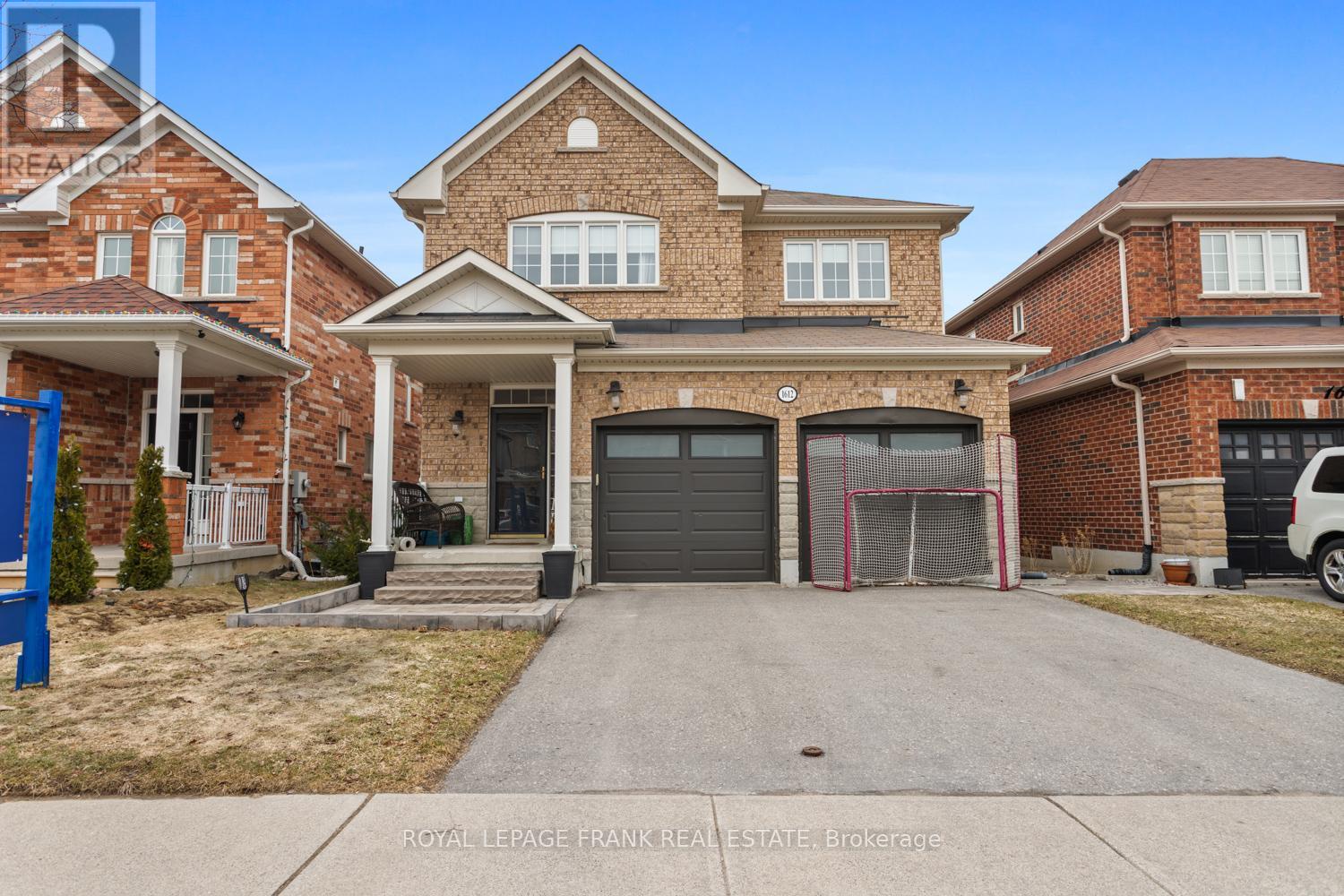 1612 ROCKAWAY STREET, Oshawa, Ontario