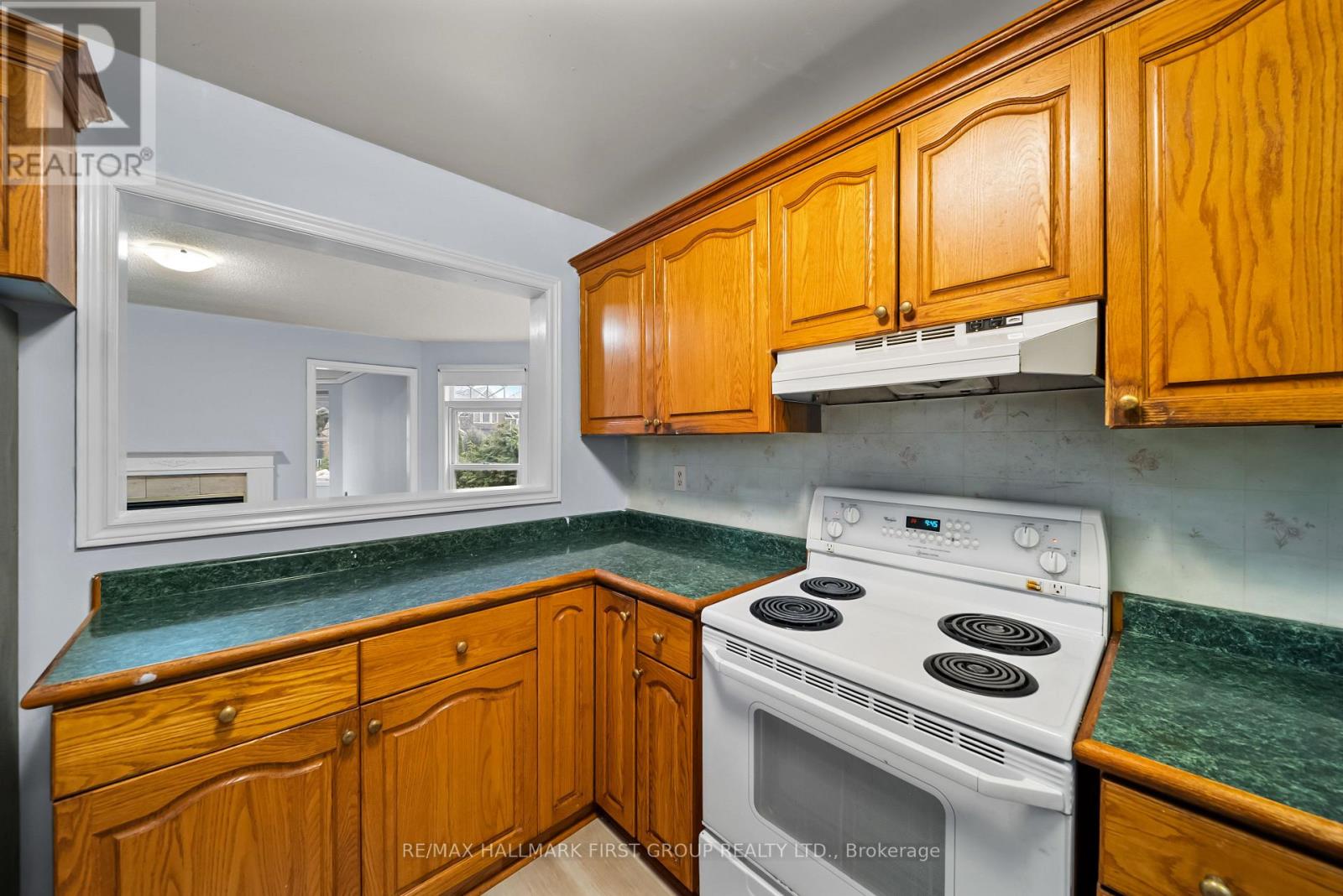 10 Ontario Street, Halton Hills, Ontario  L7G 3K6 - Photo 15 - W12927480