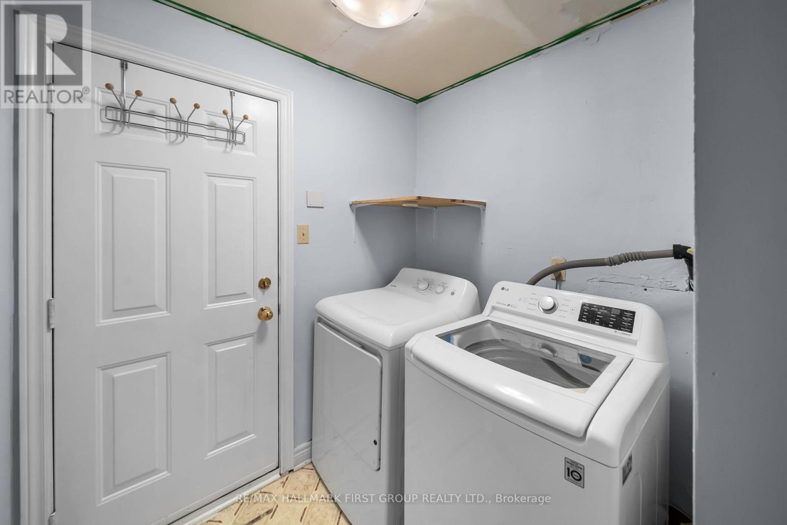 10 Ontario Street, Halton Hills, Ontario  L7G 3K6 - Photo 16 - W12927480