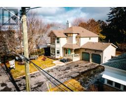 10 ONTARIO STREET, Halton Hills, Ontario