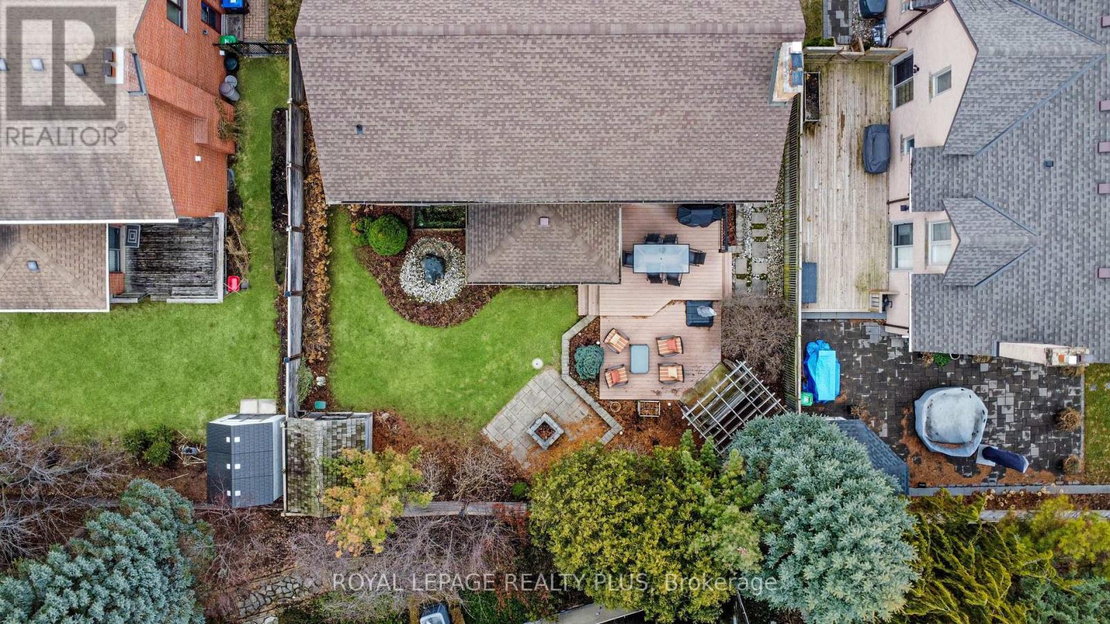 4279 Bridlepath Trail, Mississauga, Ontario  L5L 3K3 - Photo 7 - W12927484