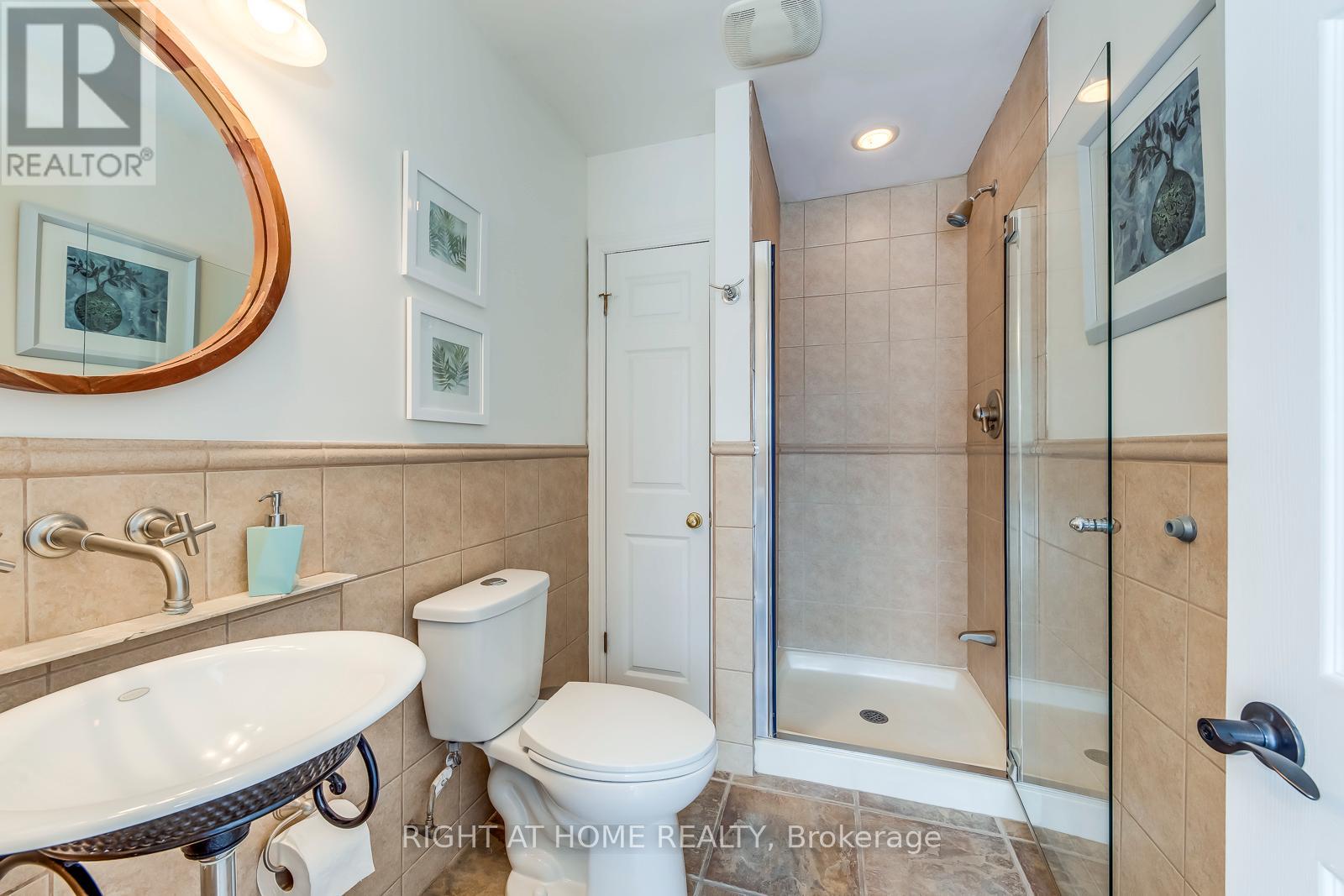 204 Walkers Line, Burlington, Ontario  L7N 2C3 - Photo 36 - W12927510