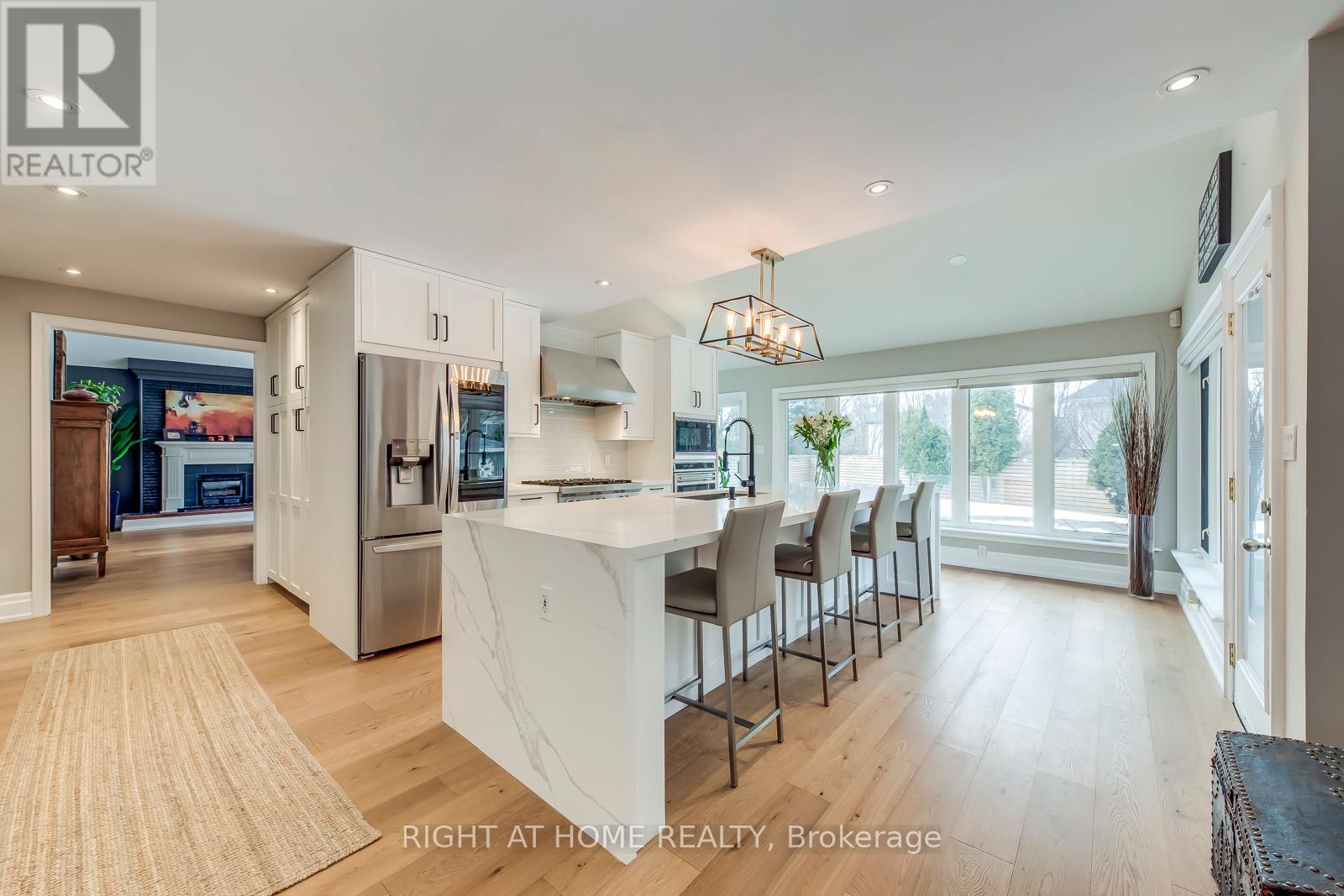 204 Walkers Line, Burlington, Ontario  L7N 2C3 - Photo 7 - W12927510