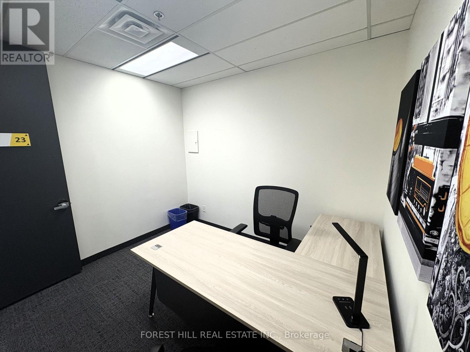 200-23 - 350 Burnhamthorpe Road W, Mississauga, Ontario  L5B 3J1 - Photo 19 - W12927558