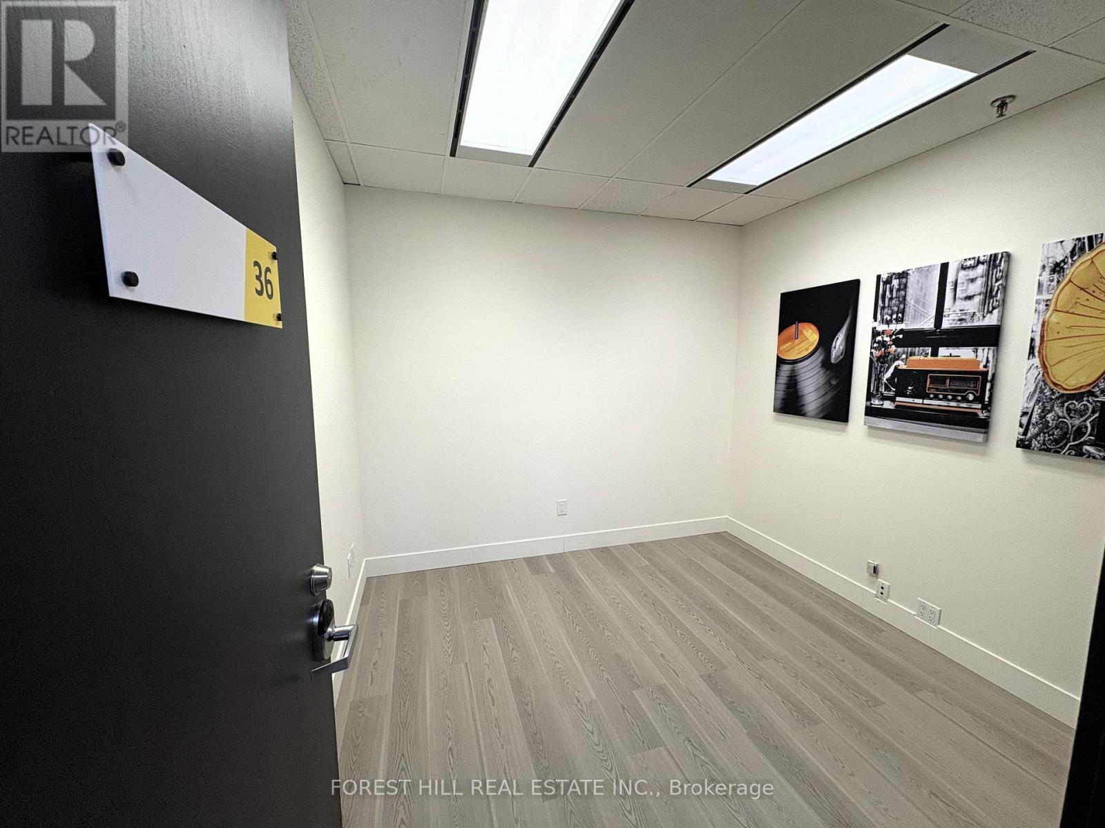 200 Suite 34,35,36,36a - 350 Burnhamthorpe Road W, Mississauga, Ontario L5B 3J1 - Photo 20 - W12927560