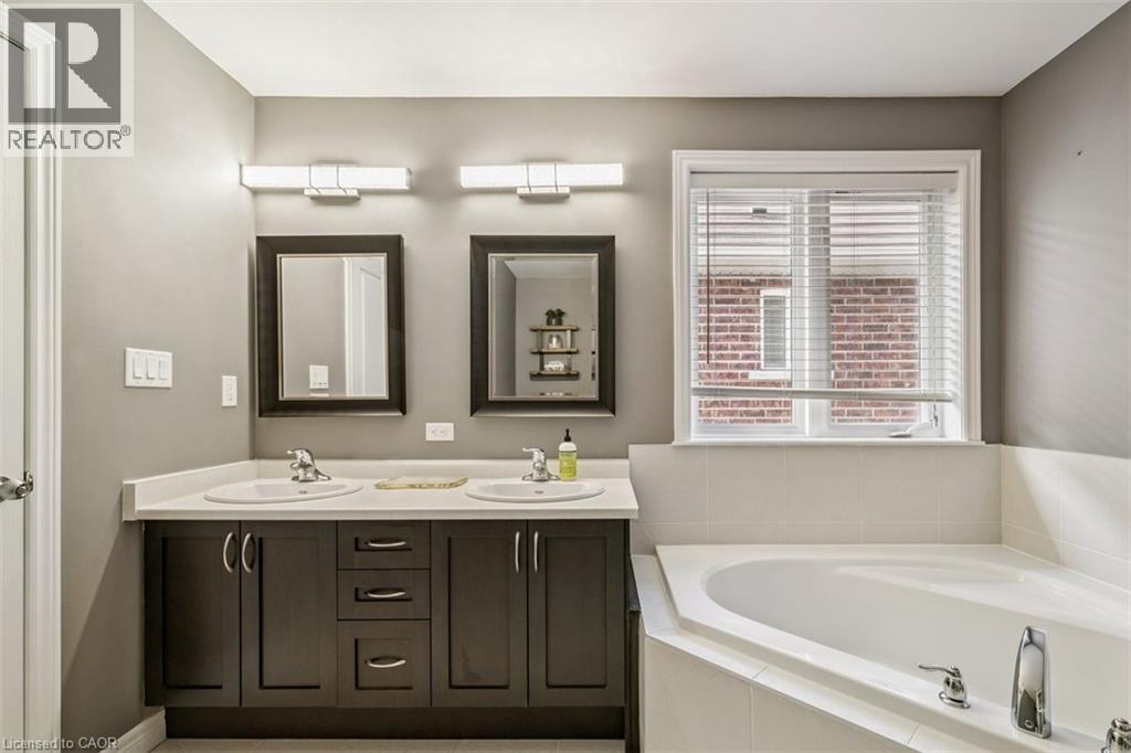 77 Peach Tree Lane, Grimsby, Ontario  L3M 0C1 - Photo 24 - 40815369