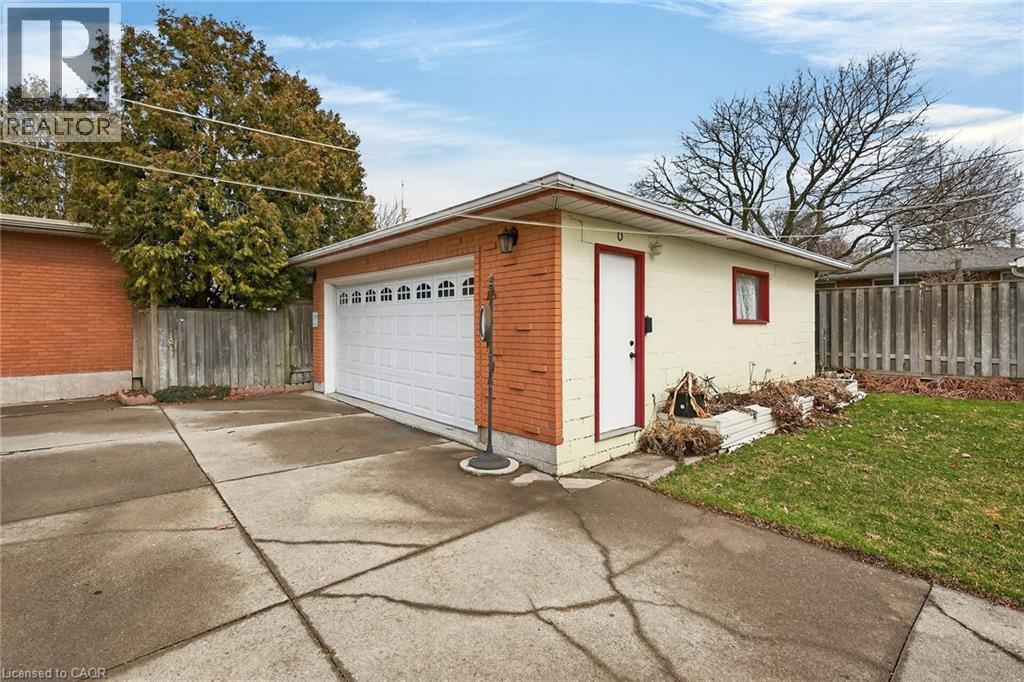 21 Bluebird Avenue, Hamilton, Ontario  L9A 3W4 - Photo 35 - 40815032