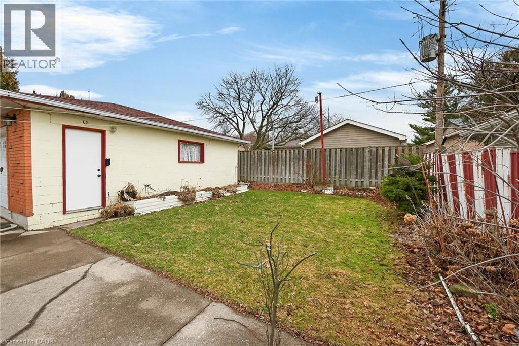 21 Bluebird Avenue, Hamilton, Ontario  L9A 3W4 - Photo 41 - 40815032