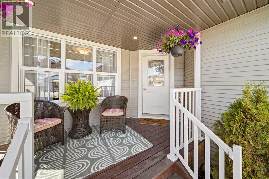 18 Traynor Close, Red Deer, Alberta  T4P 0W5 - Photo 2 - A2250987