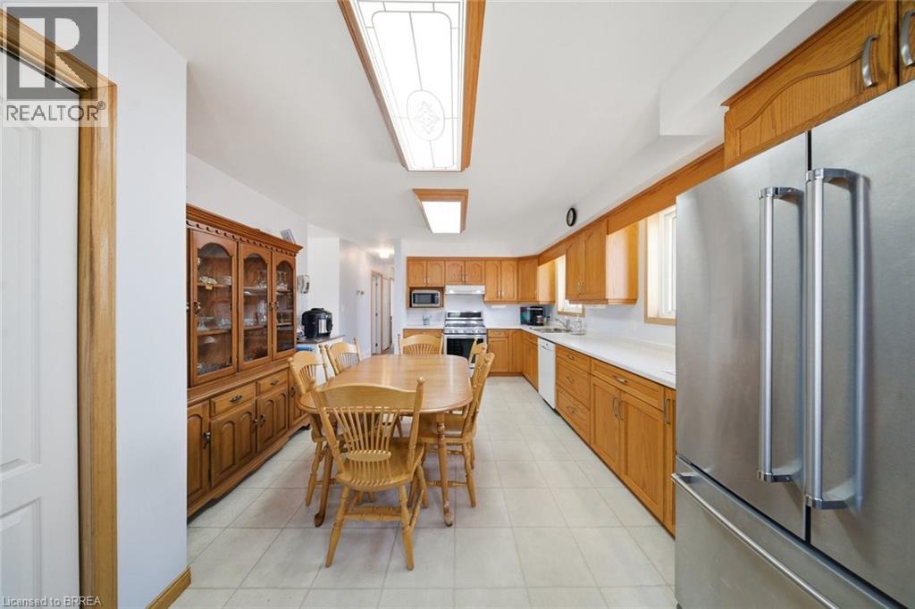 136 Woodlawn Ave Avenue, Brantford, Ontario  N3R 6S2 - Photo 10 - 40812331