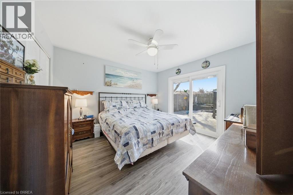 136 Woodlawn Ave Avenue, Brantford, Ontario  N3R 6S2 - Photo 19 - 40812331