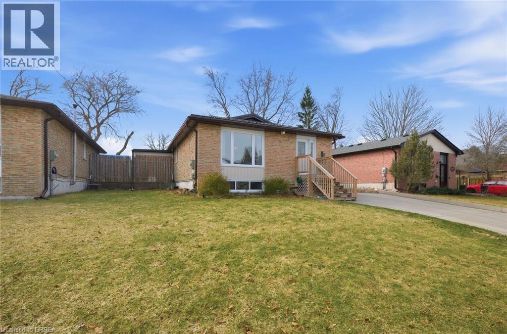 136 Woodlawn Ave Avenue, Brantford, Ontario  N3R 6S2 - Photo 7 - 40812331