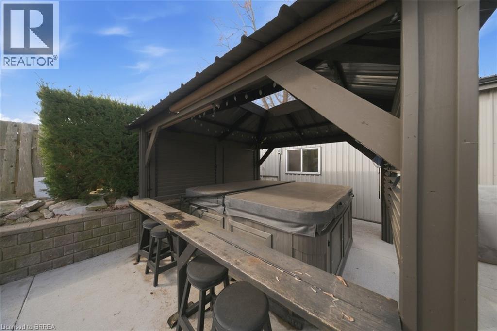 136 Woodlawn Ave Avenue, Brantford, Ontario  N3R 6S2 - Photo 44 - 40812331