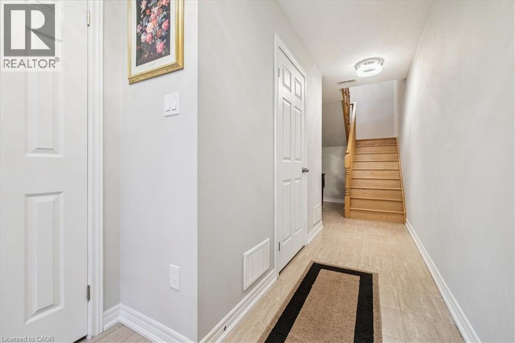 181 Plains Road W Unit# 36, Burlington, Ontario  L7T 0B1 - Photo 8 - 40813317