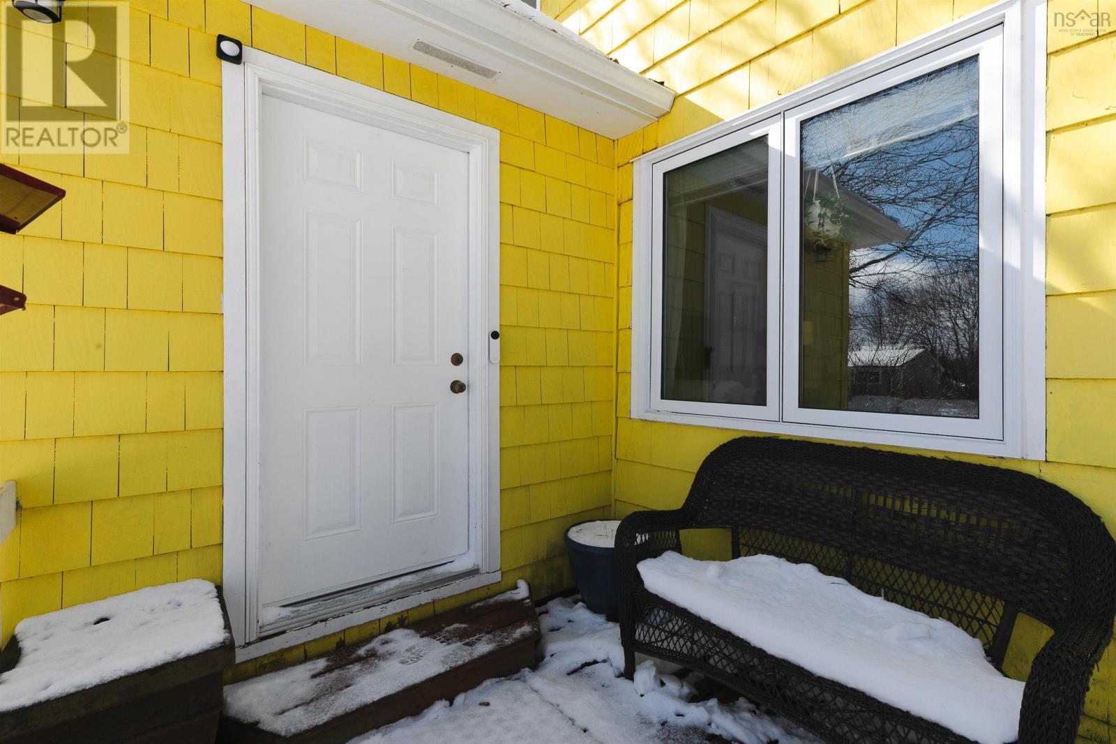 3 Power Street, Dartmouth, Nova Scotia  B2W 1M3 - Photo 3 - 202605536