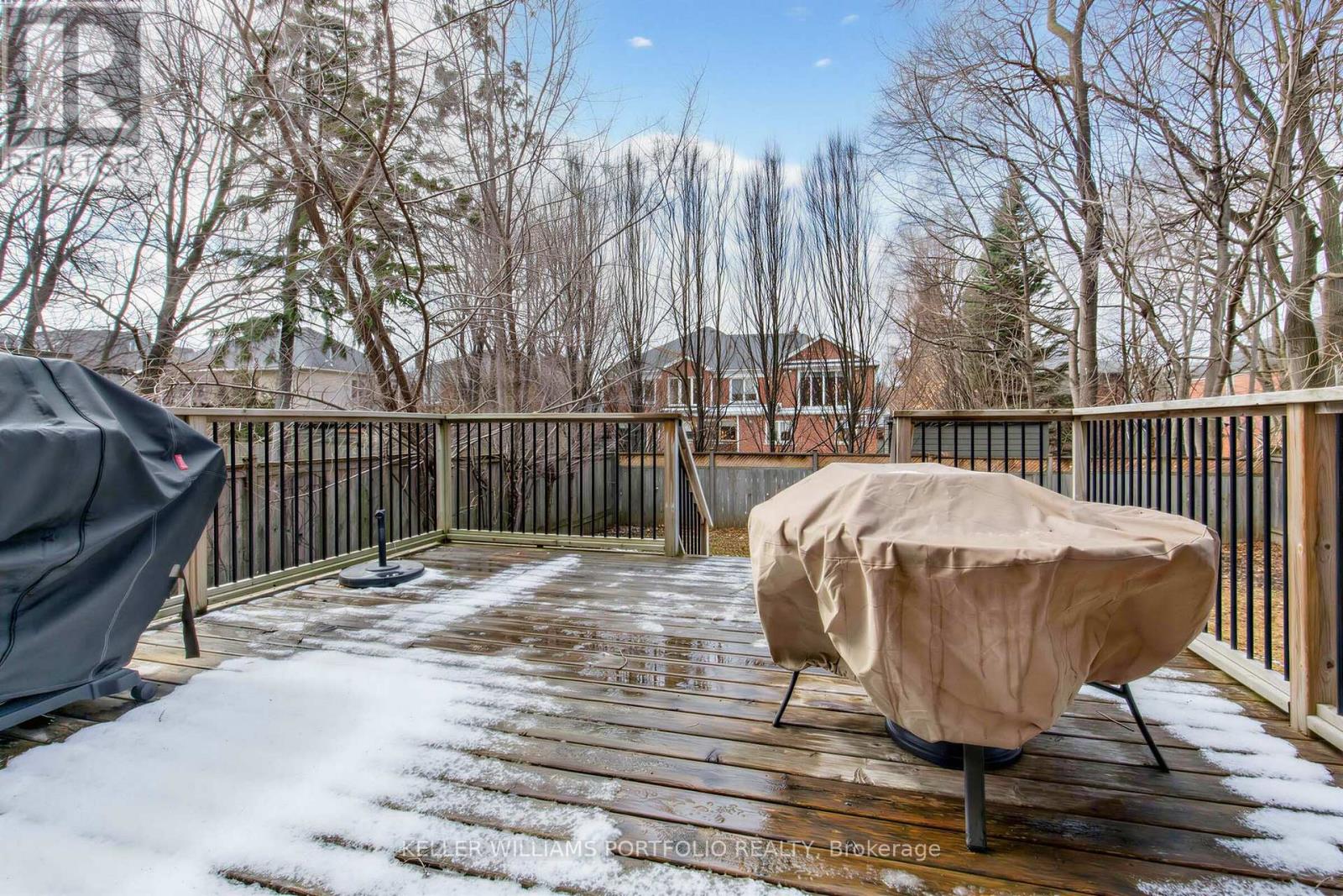 22 Glen Cedar Road, Toronto, Ontario  M6C 3G1 - Photo 21 - C12916556