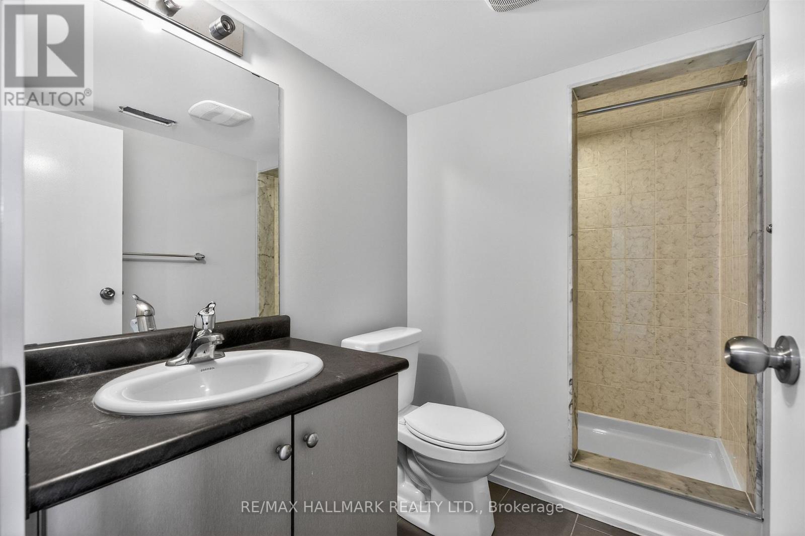 94 Golden Springs Drive, Brampton, Ontario  L7A 0C7 - Photo 37 - W12913236