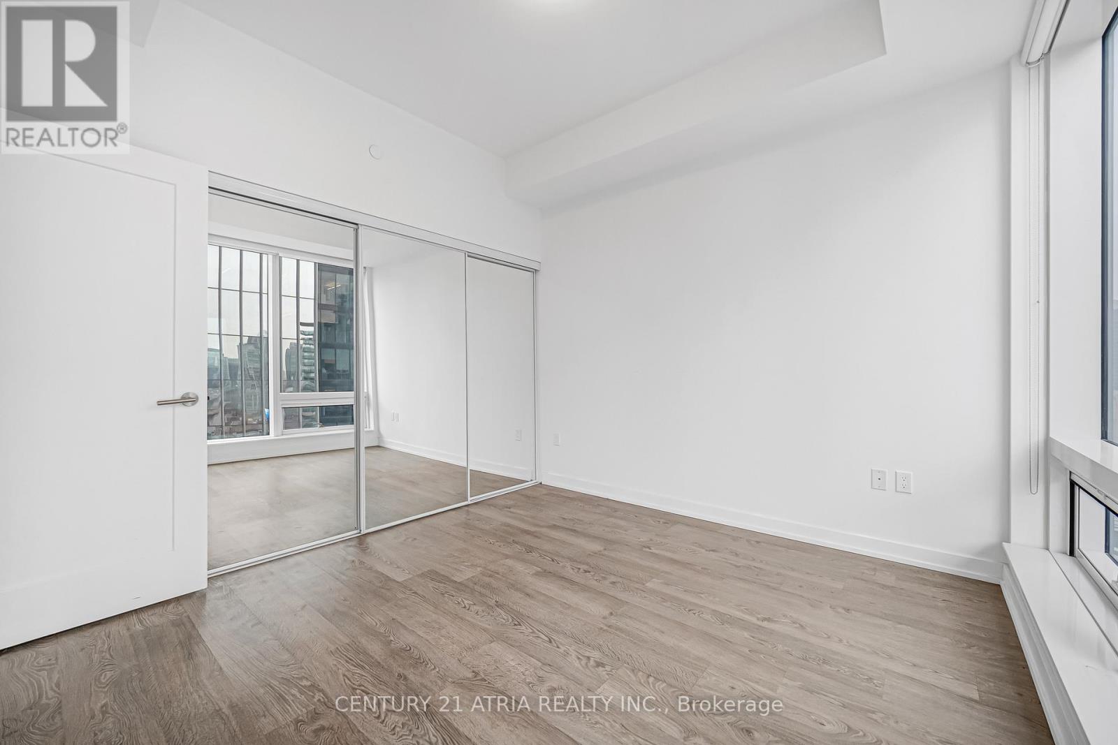 2804 - 10 York Street, Toronto, Ontario  M5J 0E1 - Photo 26 - C12911548