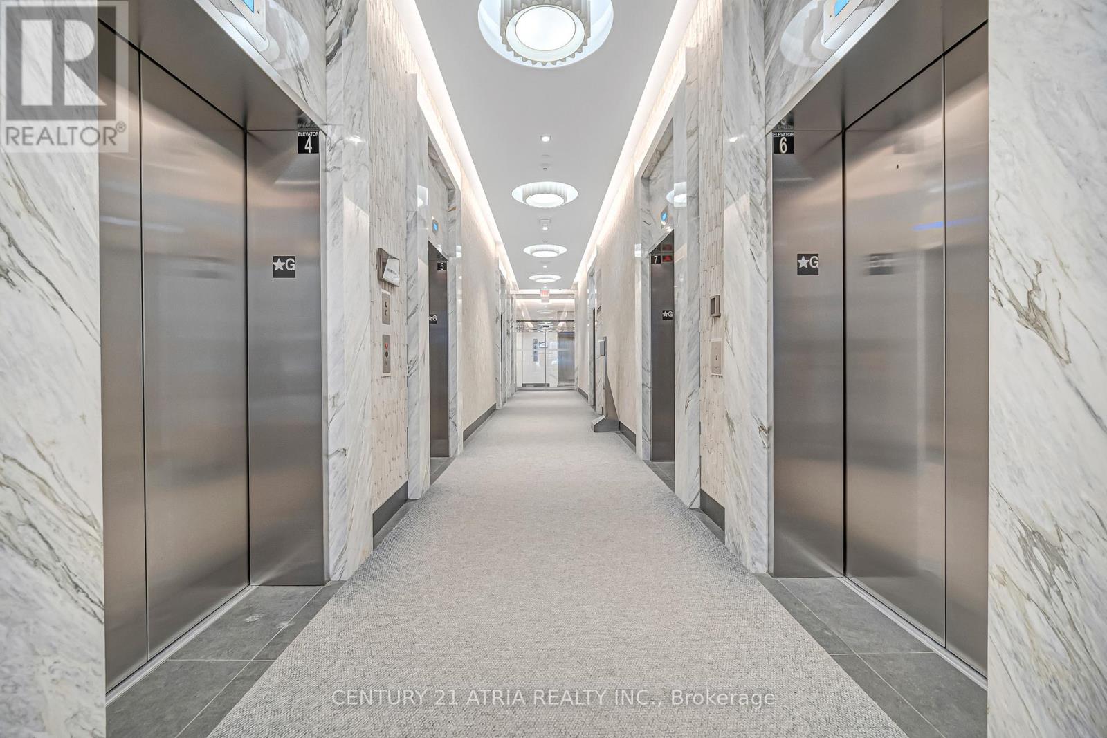 2804 - 10 York Street, Toronto, Ontario  M5J 0E1 - Photo 7 - C12911548