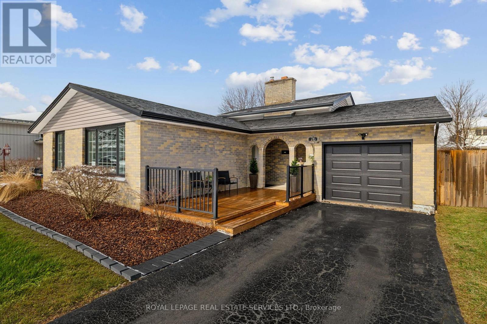 76 Endicott Terrace, Welland, Ontario  L3C 5R8 - Photo 2 - X12902602