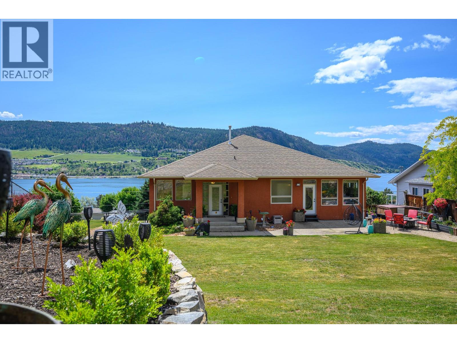 7551 Tronson Road, Vernon, British Columbia
