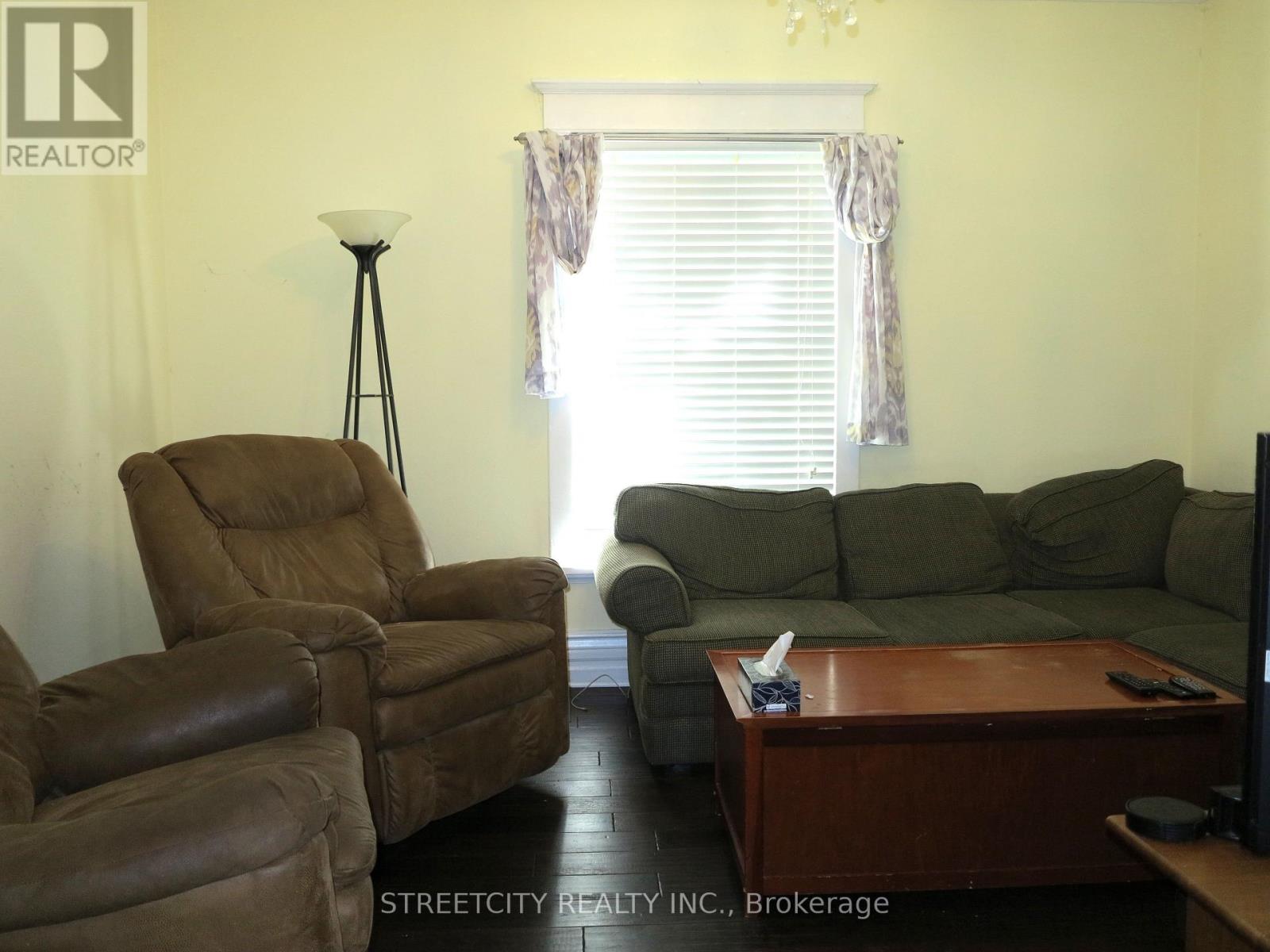 173 Mount Pleasant Avenue, London North, Ontario  N6H 1E3 - Photo 3 - X12927650