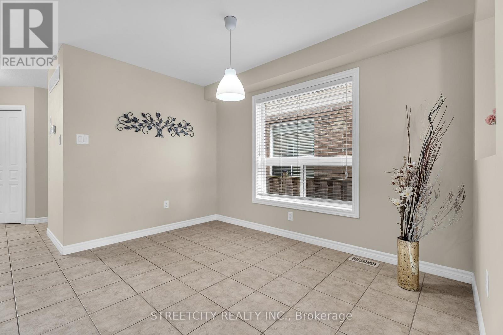 1970 Foxridge Crescent, London North, Ontario  N6G 0L8 - Photo 14 - X12927676