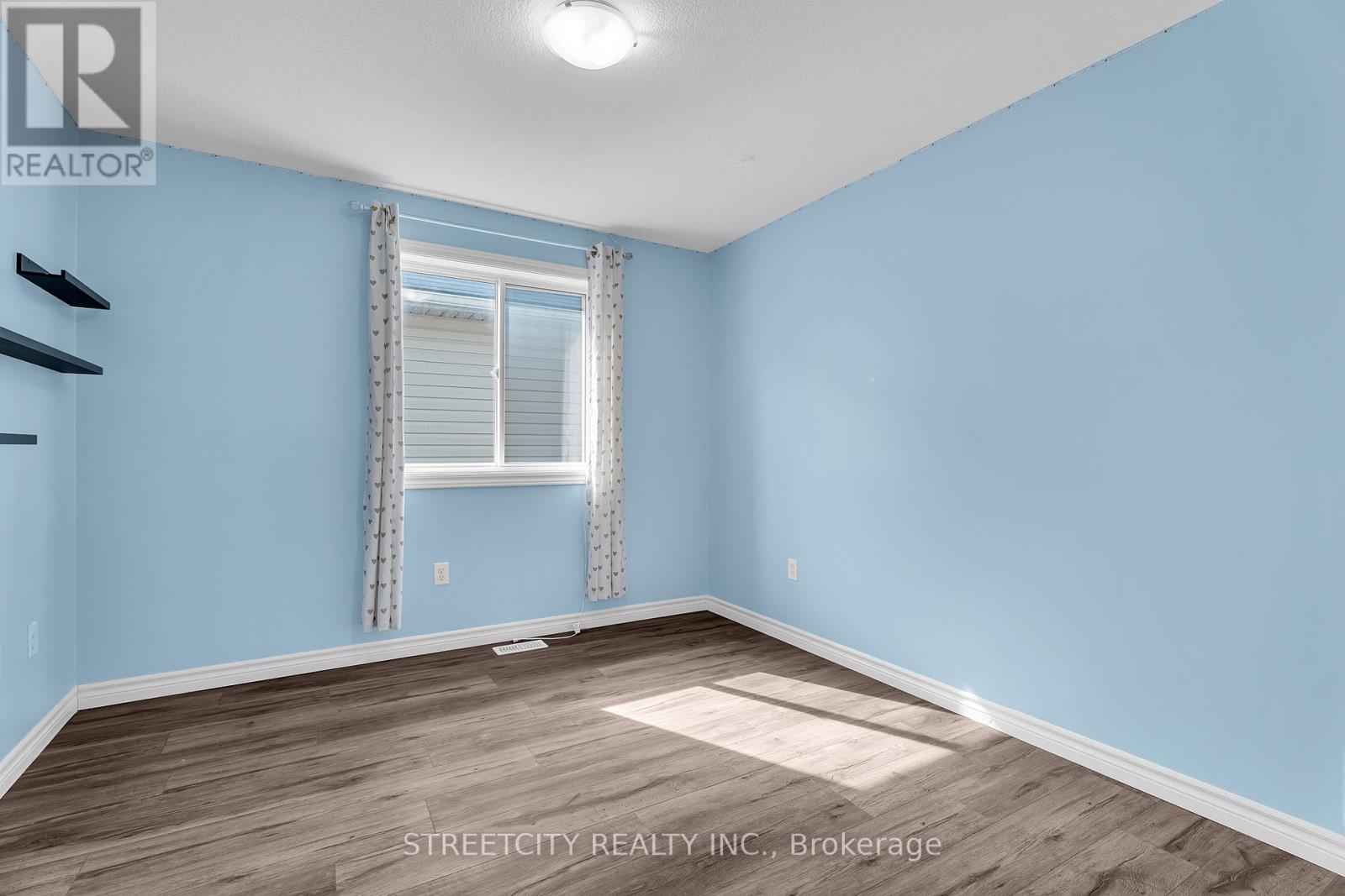 1970 Foxridge Crescent, London North, Ontario  N6G 0L8 - Photo 28 - X12927676