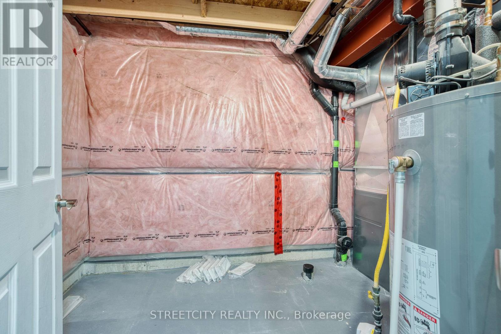 1970 Foxridge Crescent, London North, Ontario  N6G 0L8 - Photo 37 - X12927676