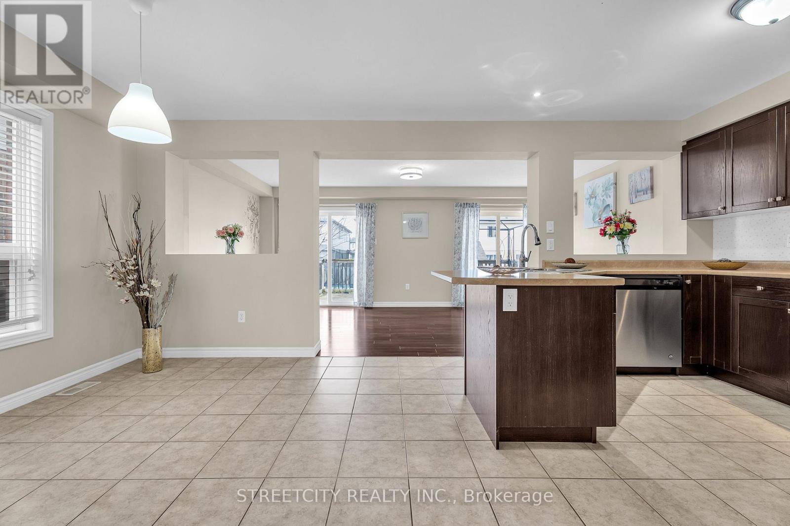 1970 Foxridge Crescent, London North, Ontario  N6G 0L8 - Photo 7 - X12927676