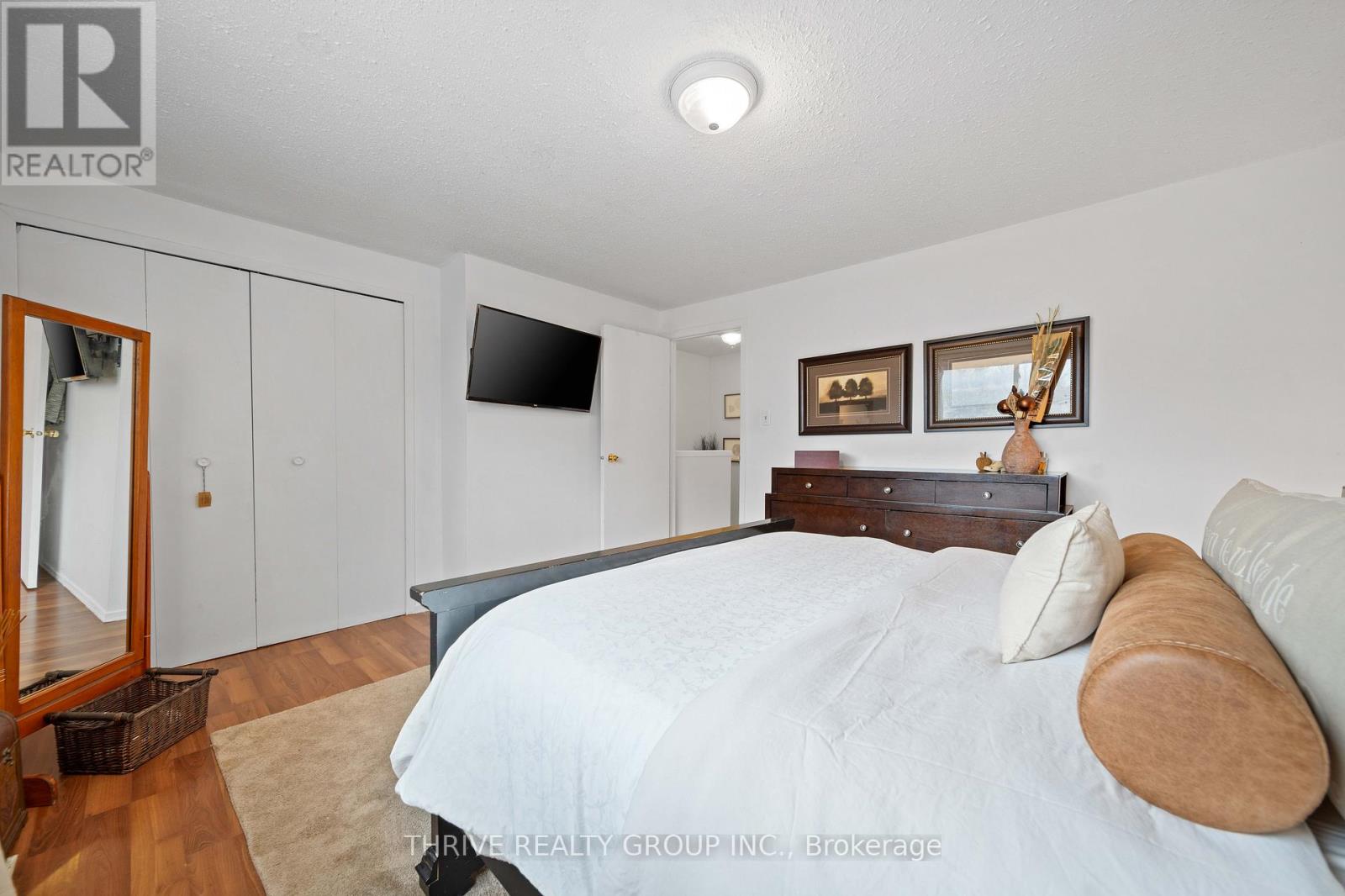 Photo 24 of 32 for 23 - 45 Gatewood Place