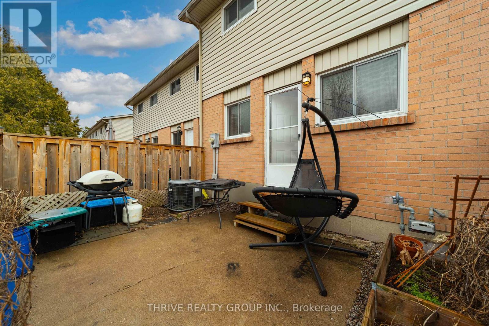 Photo 32 of 32 for 23 - 45 Gatewood Place