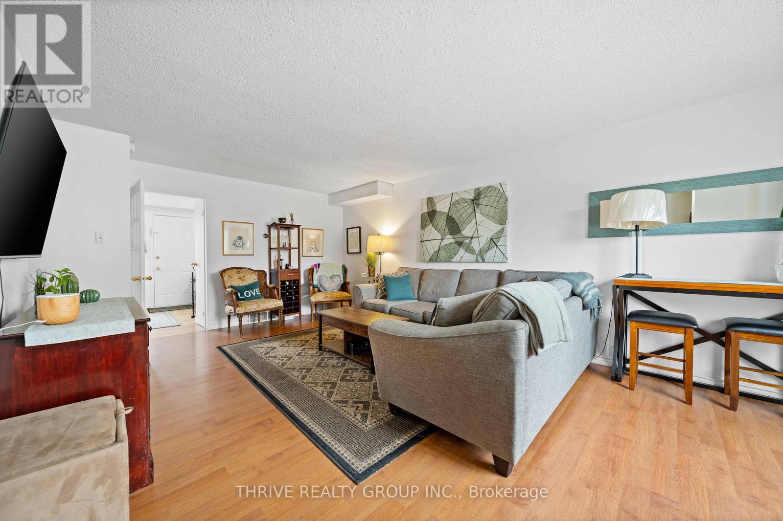 Photo 5 of 32 for 23 - 45 Gatewood Place