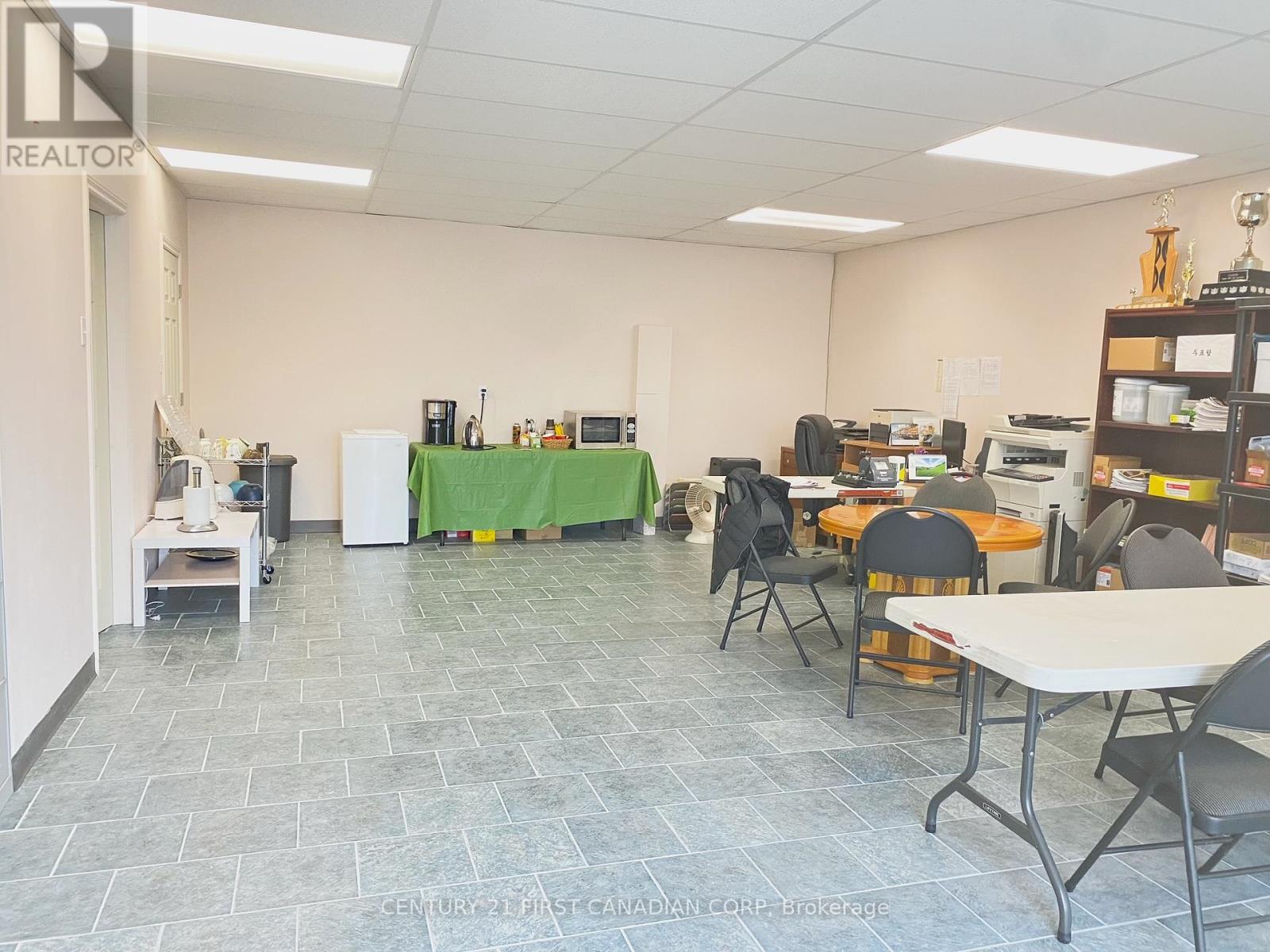 414 Hamilton Road, London East, Ontario  N5Z 1R9 - Photo 9 - X12927760