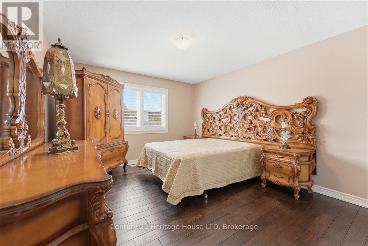 125 Clare Avenue, Welland, Ontario  L3C 0B7 - Photo 17 - X12779530