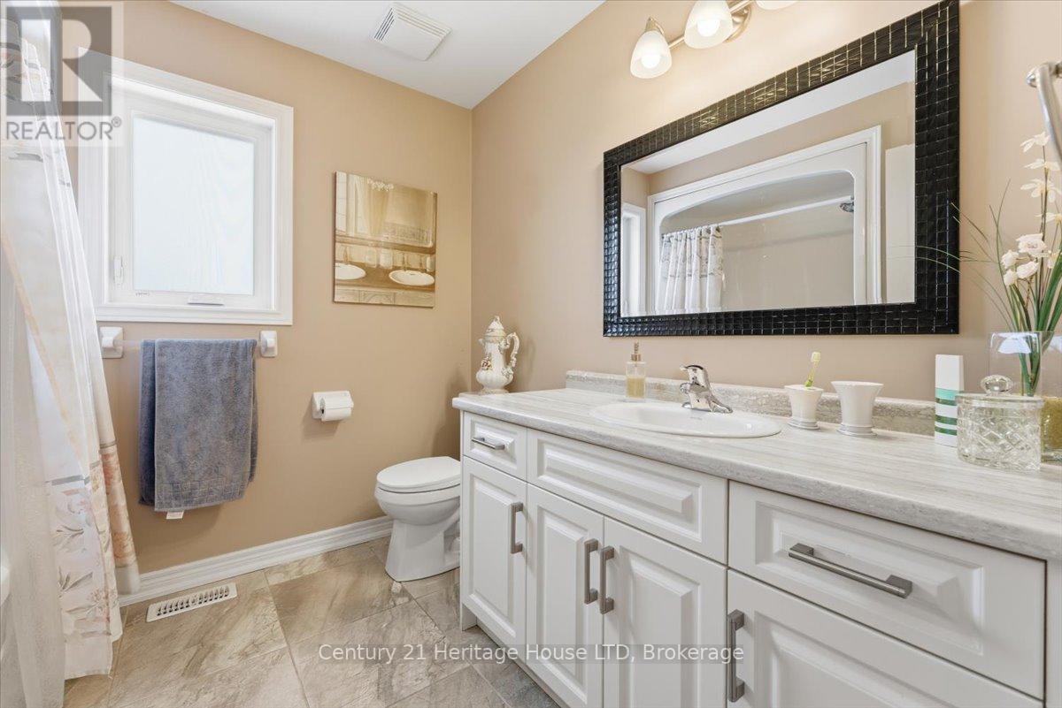 125 Clare Avenue, Welland, Ontario  L3C 0B7 - Photo 23 - X12779530