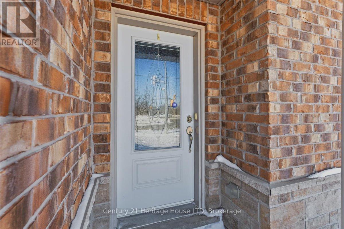 125 Clare Avenue, Welland, Ontario  L3C 0B7 - Photo 6 - X12779530