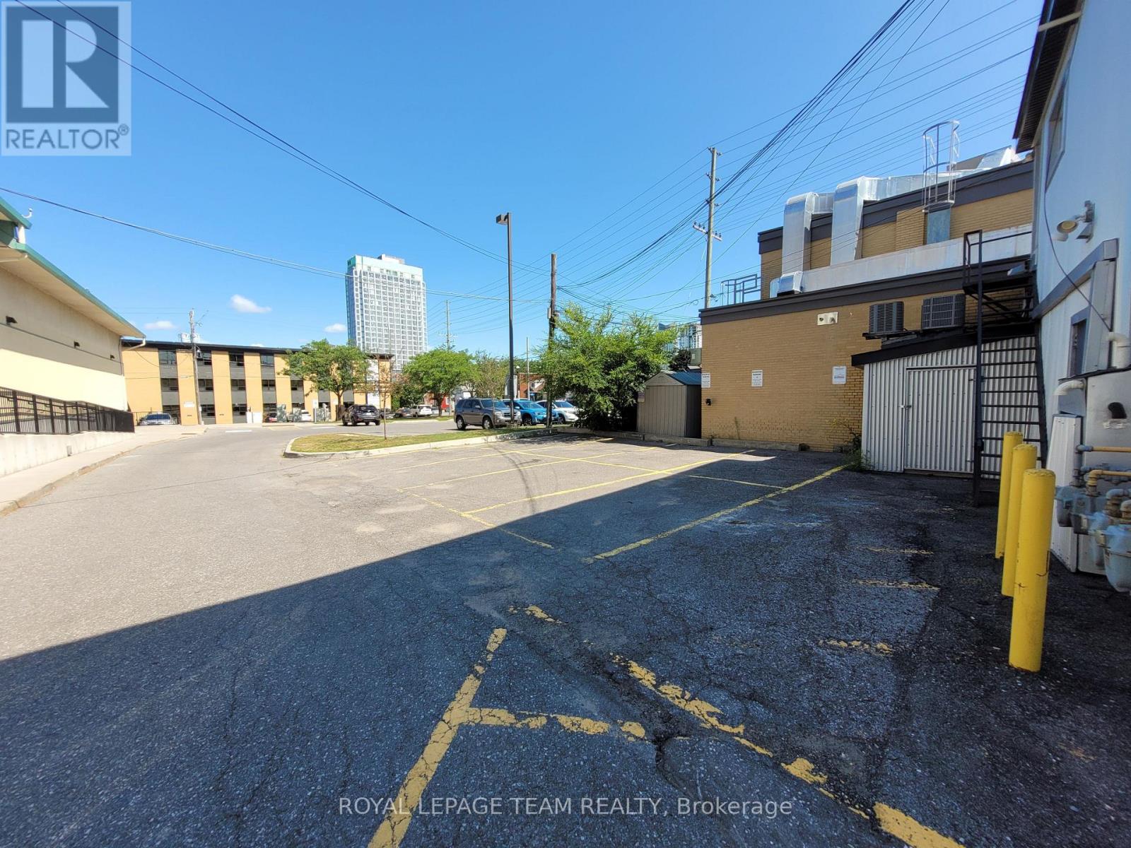 A1 - 341 Richmond Road, Ottawa, Ontario  K2A 0E7 - Photo 15 - X12927666