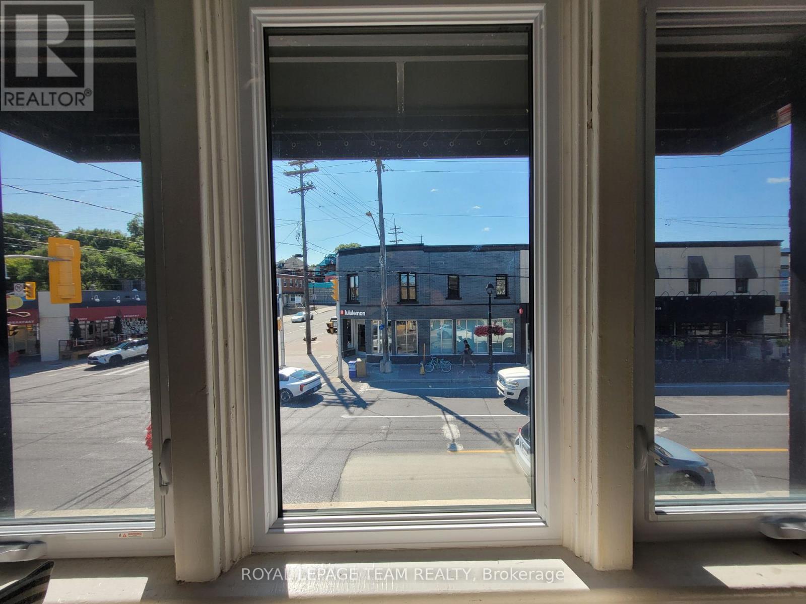 A1 - 341 Richmond Road, Ottawa, Ontario  K2A 0E7 - Photo 18 - X12927666