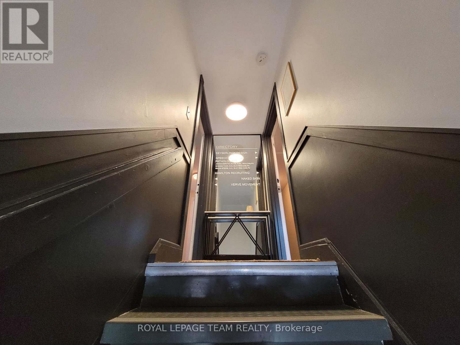 A1 - 341 Richmond Road, Ottawa, Ontario  K2A 0E7 - Photo 3 - X12927666